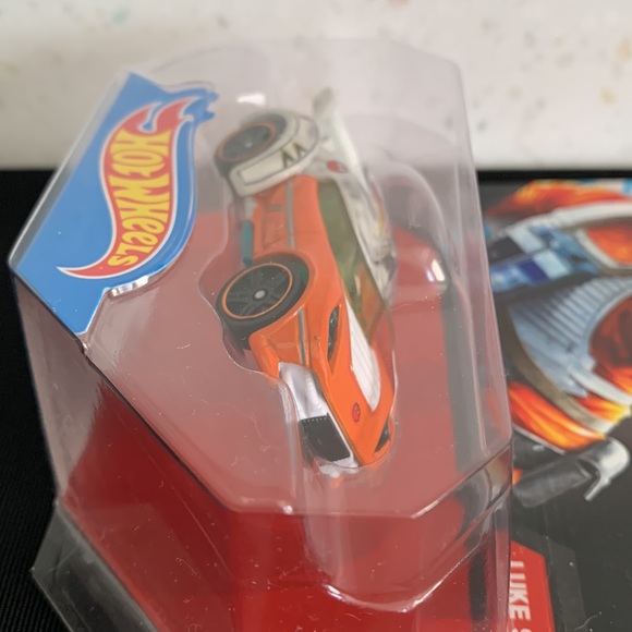 2014 Mattel Hot Wheels Disney Star Wars Luke Skywalker Car - Picture 9 of 16